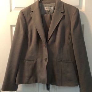 Women’s 2 piece suit